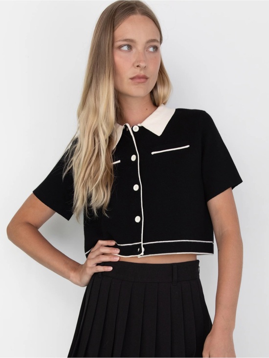 OAK + FORT Tops - OAK + FORT Cropped Knit Contrast Trim Top - Size Medium - black/cream cardigan